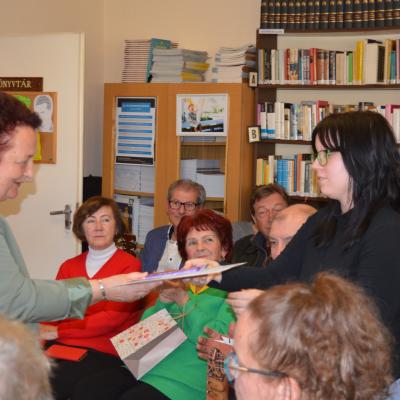 489926998 9484391921655807 45150343740599238 N